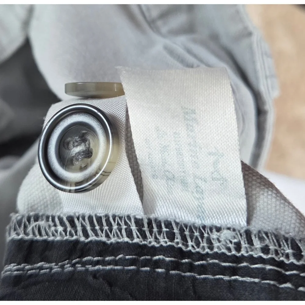 Marine Layer shorts Mens size 38 light blue Chino button pocket performance